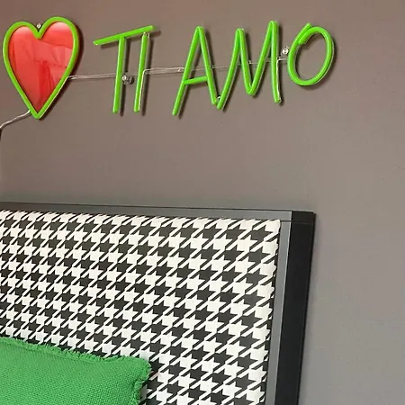 Ti Amo - Rooftop Pool To Share *